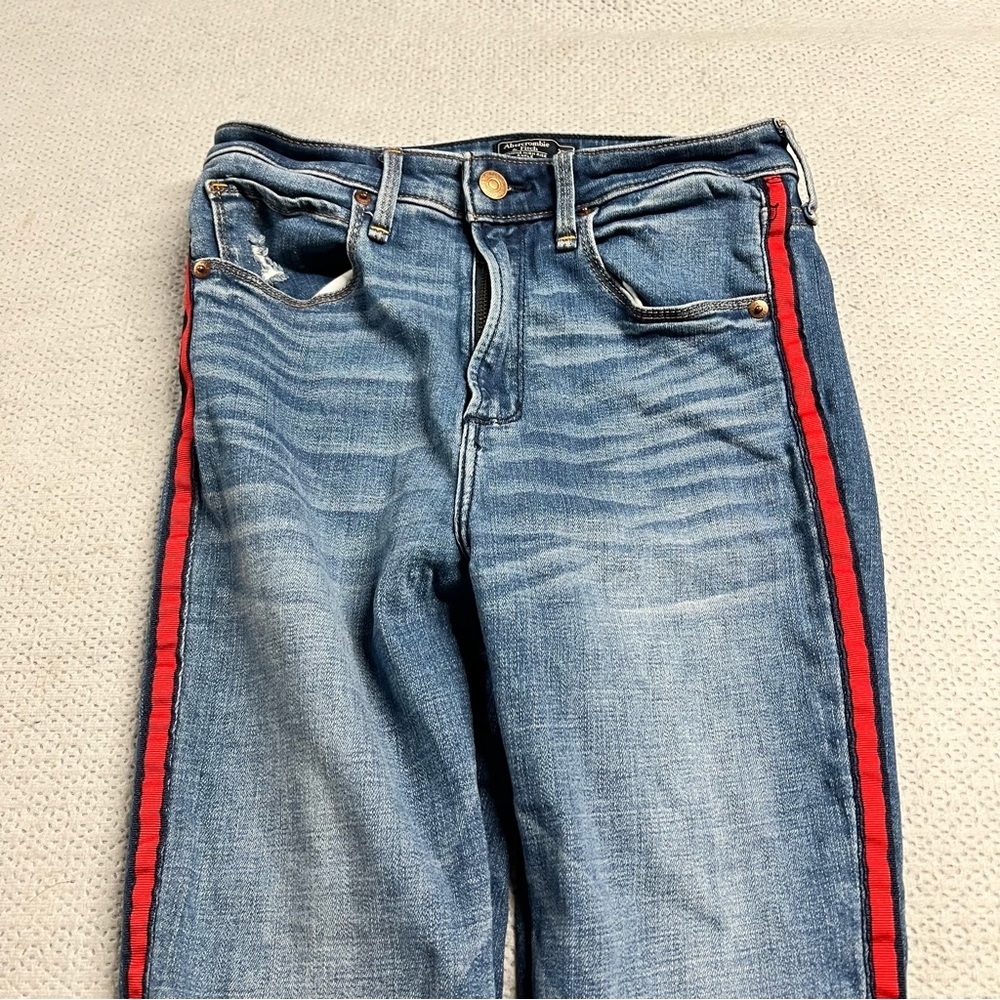 ⭐️ Abercrombie & Fitch Simone High Rise Ankle Raw Hem Jeans Size 27 EUC - Picture 5 of 6